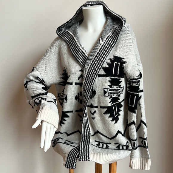 C southwestern Cardigan hoodie - Picture 1 of 7